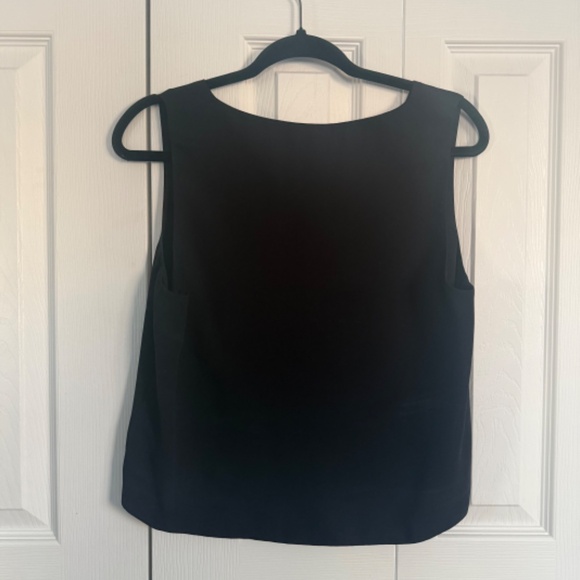 Babaton Black Sleeveless Blouse - Picture 6 of 8